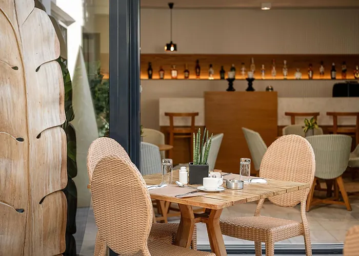 Avra Boutique Hotel 4*