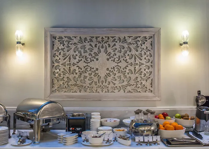 Avra Boutique Hotel 4*