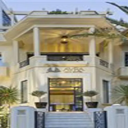 Hotel Avra Boutique 4*