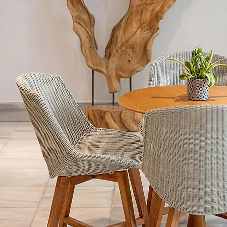 Отель Avra Boutique 4*