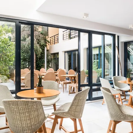 Avra Boutique 4*