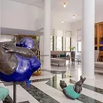 Avra Boutique Hotel