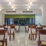Avra Boutique 4*