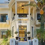 Hotell Avra Boutique 4*