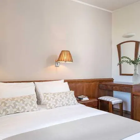 Avra Boutique Hotel