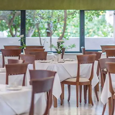 Avra Boutique Hotel 4*