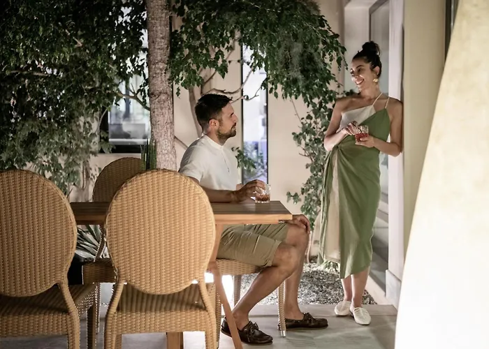 Avra Boutique Hotel 4*