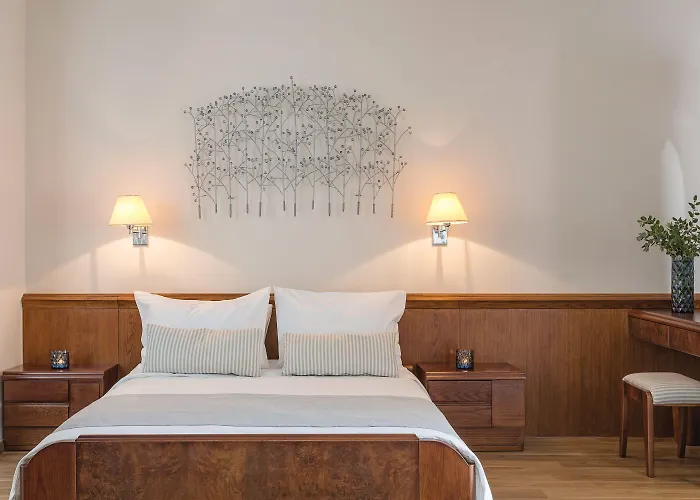 Hotel Avra Boutique 4*